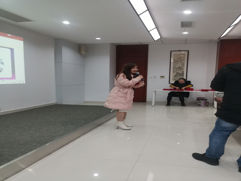 优秀员工代表发言.jpg